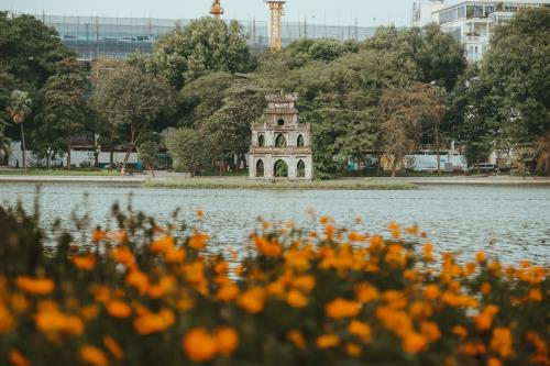 Hoan Kiem Lake